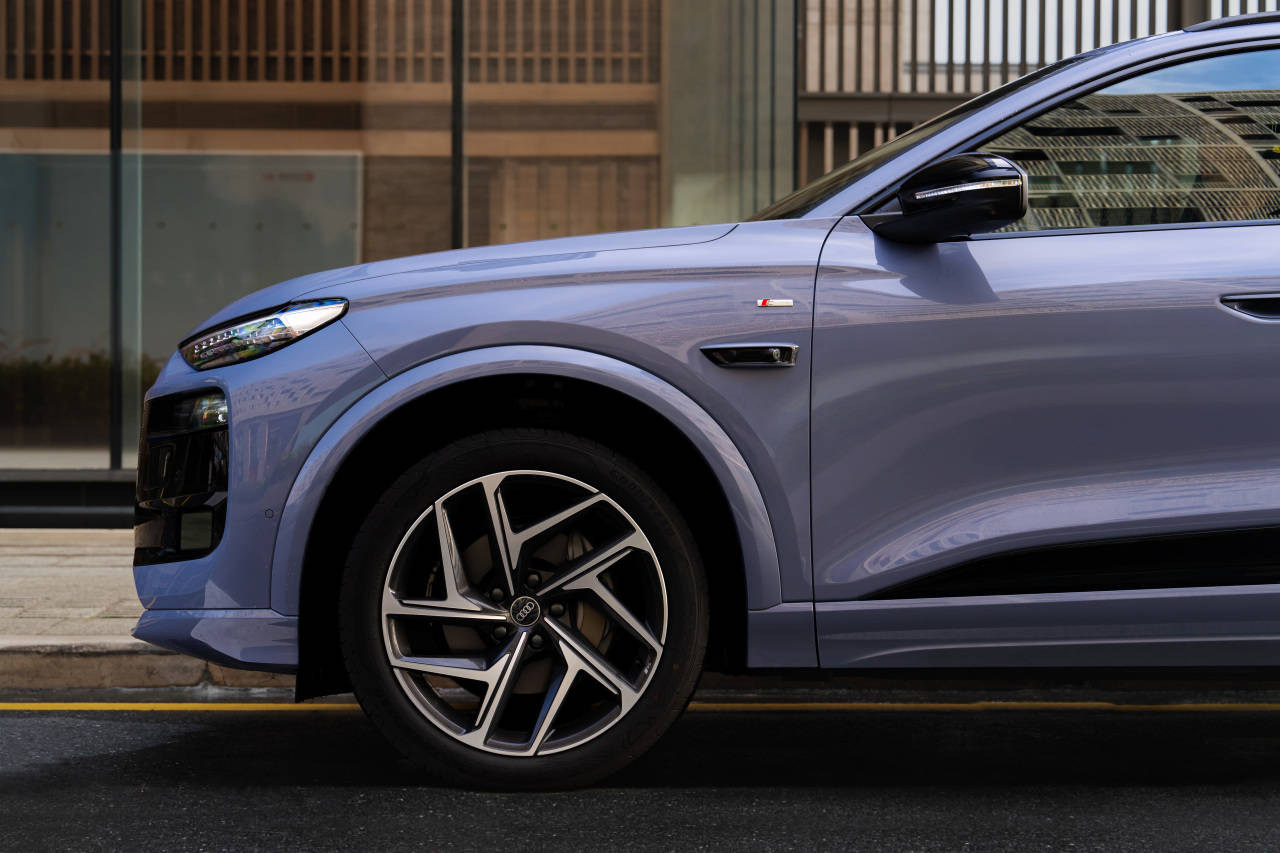 奧迪Q6L e-tron試駕總結:奧迪配華為,香么?