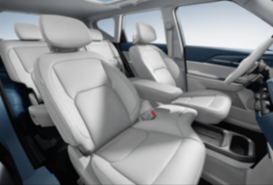 起亞 EV5\"增配不加價\",破局15萬級純電市場迎來價值重構