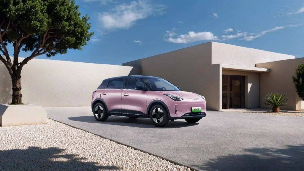 殺傷力爆棚的黑馬!2.49萬元起售的三款純電車型強(qiáng)在哪?