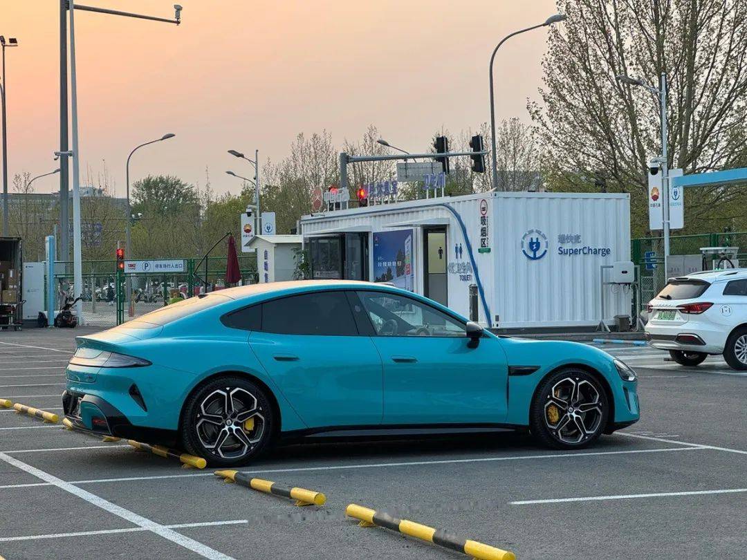 選擇坦克和小米,他們竟有這樣的故事