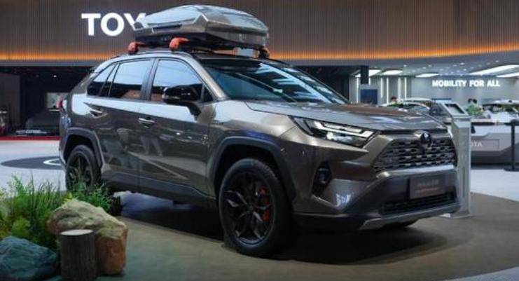 上半年最暢銷十大燃油車型:大眾占4席,第一名竟是國產車?