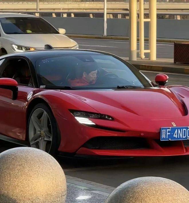 杭州灣庫里南蕪湖邁巴赫 保定法拉利真造出來了