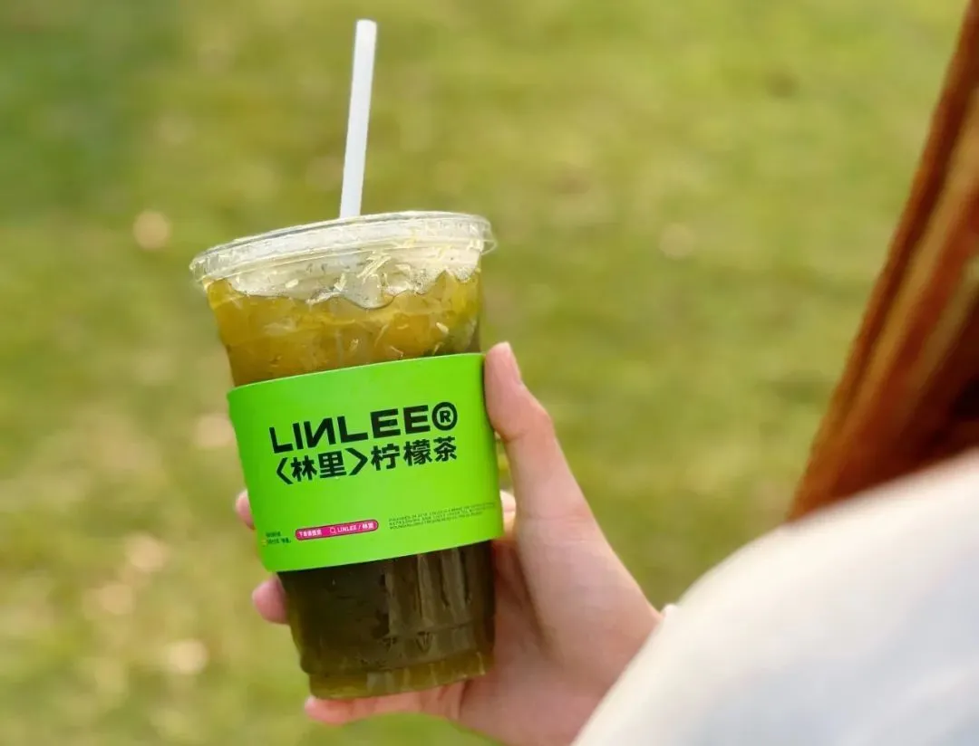 美團企業版聯合發布《「費」創價值:CFO戰略躍遷新引擎企業消費管理全景報告2025》 *圖片來源:LINLEE林里官方微博