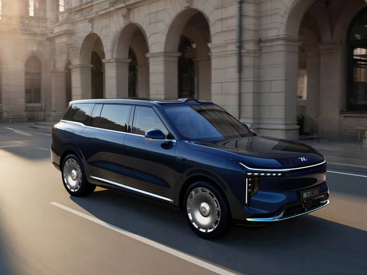 華為L3上車,50萬級嵐圖“泰山”諜照曝光,高端大旗能否扛穩?