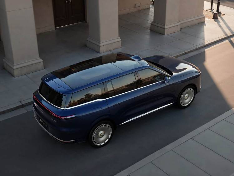 華為L3上車,50萬級嵐圖“泰山”諜照曝光,高端大旗能否扛穩?