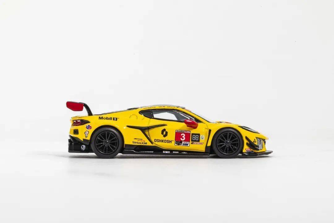 美系大V8,科爾維特Z06 GT3.R模型試玩