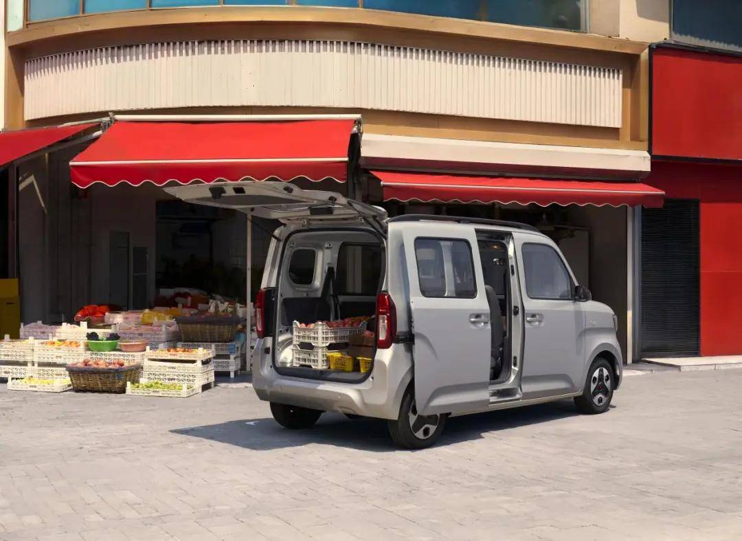 五菱之光EV,到底準備賣給誰?