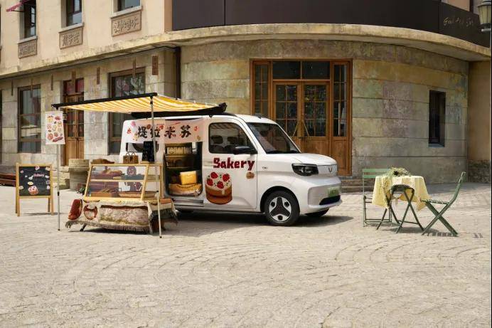 五菱之光EV,到底準備賣給誰?