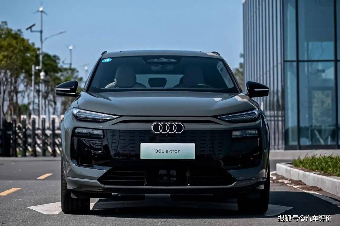 一汽奧迪Q6L e-tron:豪華純電標(biāo)桿,獲專(zhuān)家一致盛贊