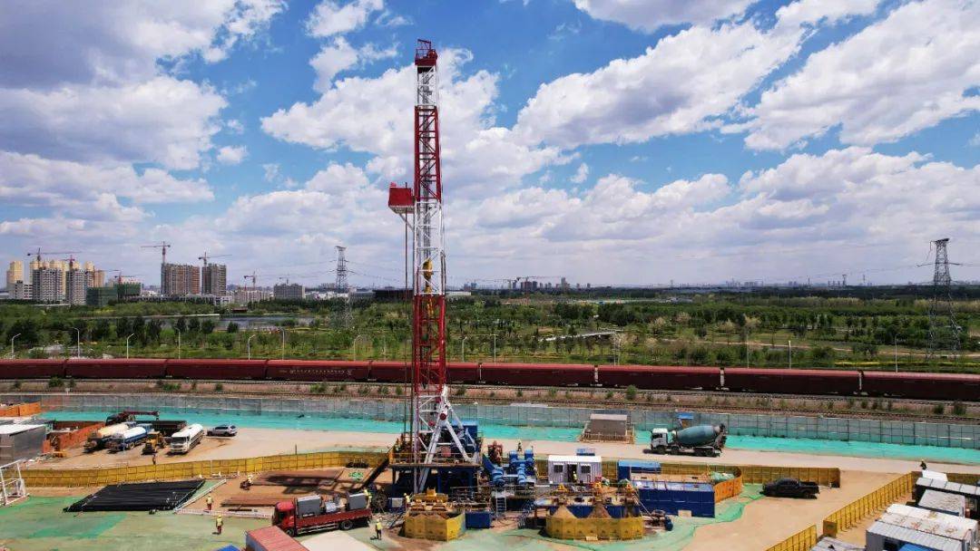 乘風(fēng)破浪!寶馬將跨界建“電廠(chǎng)”