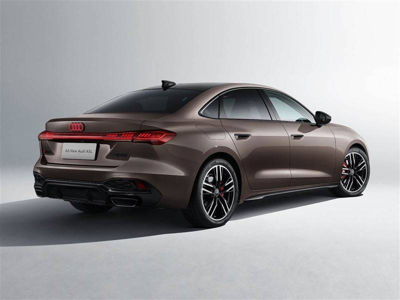 一汽奧迪A5L預(yù)售25.68萬元起 誠意拉滿