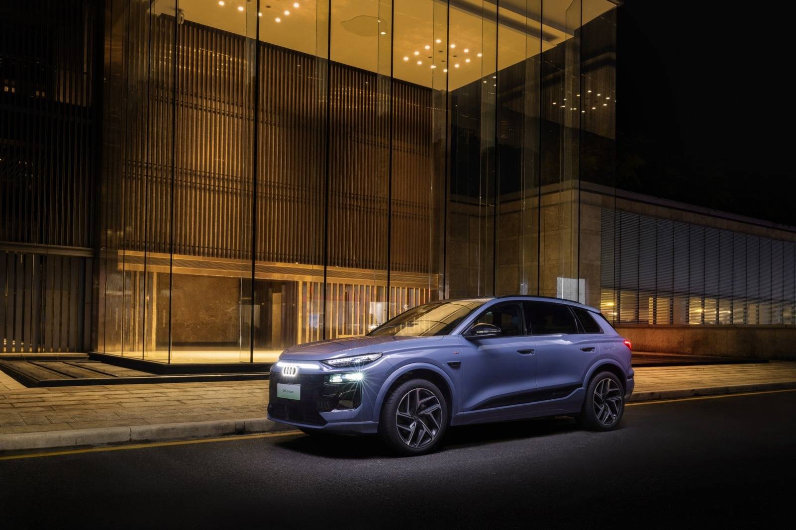 新能源F4格局重塑,一汽奧迪Q6L e-tron以豪華安全定義高價值標桿