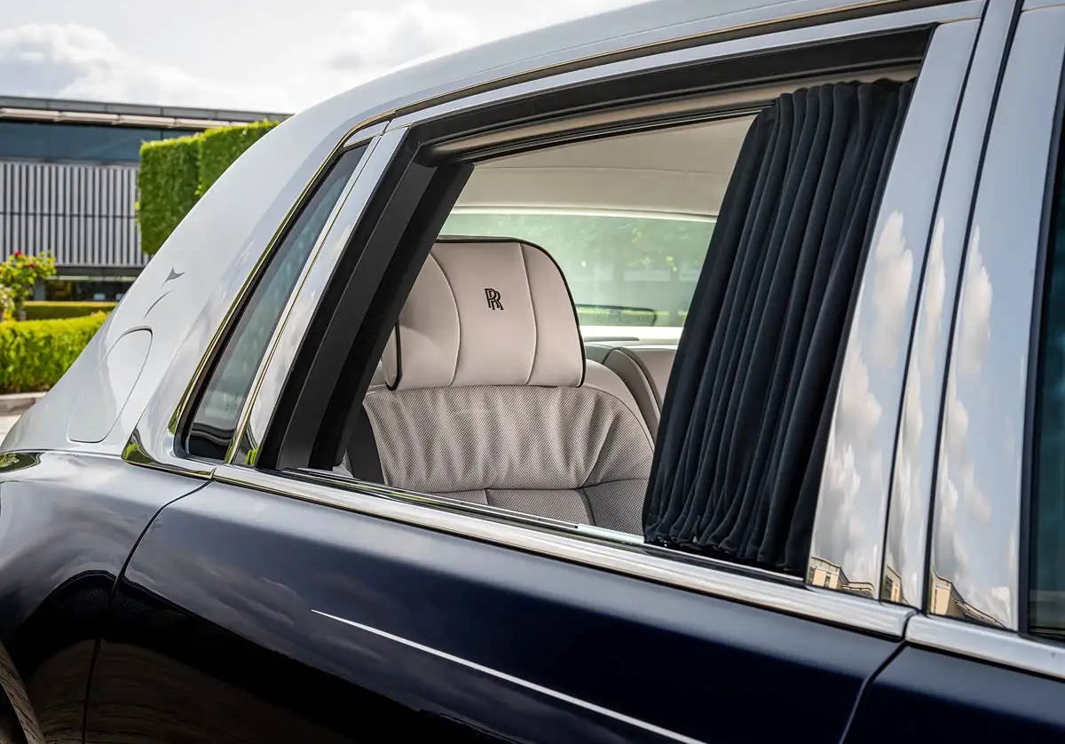 致敬敦煌壁畫的定制藝術(shù) 勞斯萊斯三款車型推出訂制版