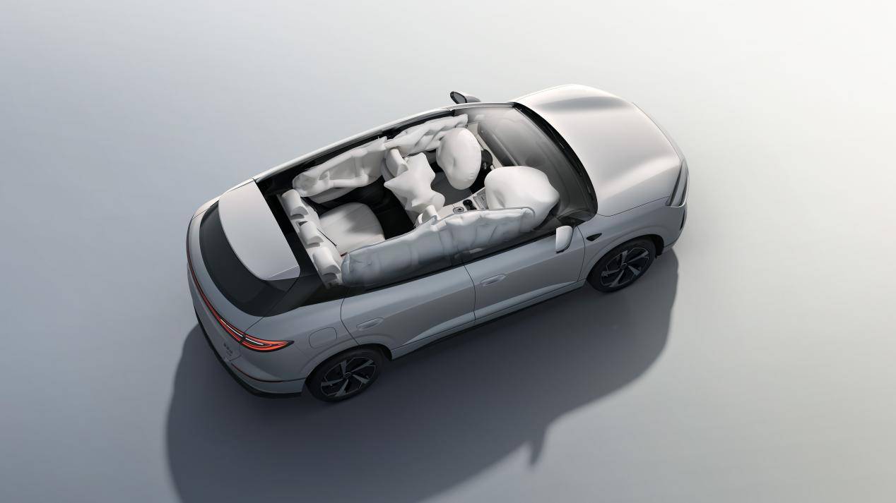 超100項全系配置,入門即豪華,比亞迪海獅06雙車上市