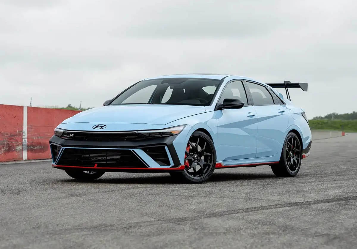 6速手波可選/TCR合法上路 現(xiàn)代伊蘭特 N TCR版官圖發(fā)布