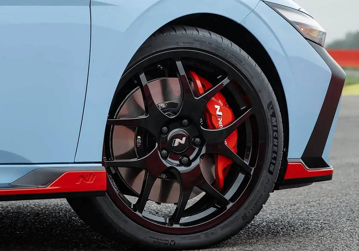 6速手波可選/TCR合法上路 現(xiàn)代伊蘭特 N TCR版官圖發(fā)布