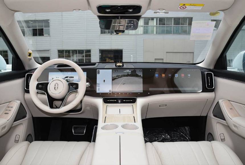 8系對決!問界M8純電版與理想i8誰更香?