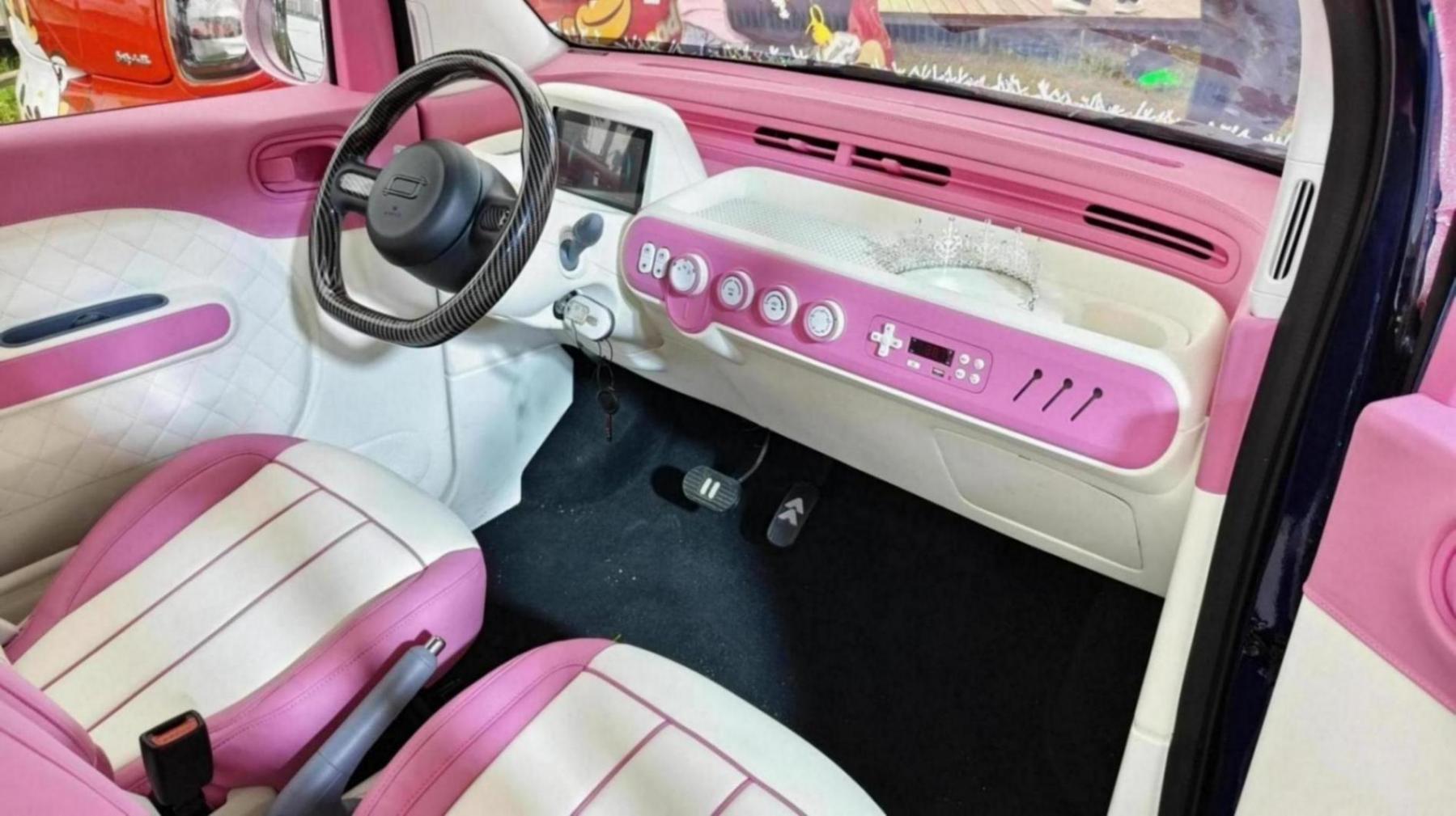 2026款奔騰小馬3.49萬起售,全系續(xù)航標(biāo)配222km