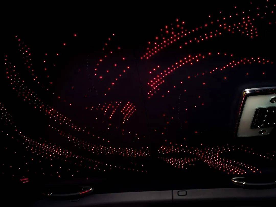 把敦煌壁畫開上路!勞斯萊斯推出三款“中國壁畫之藝”高定車型