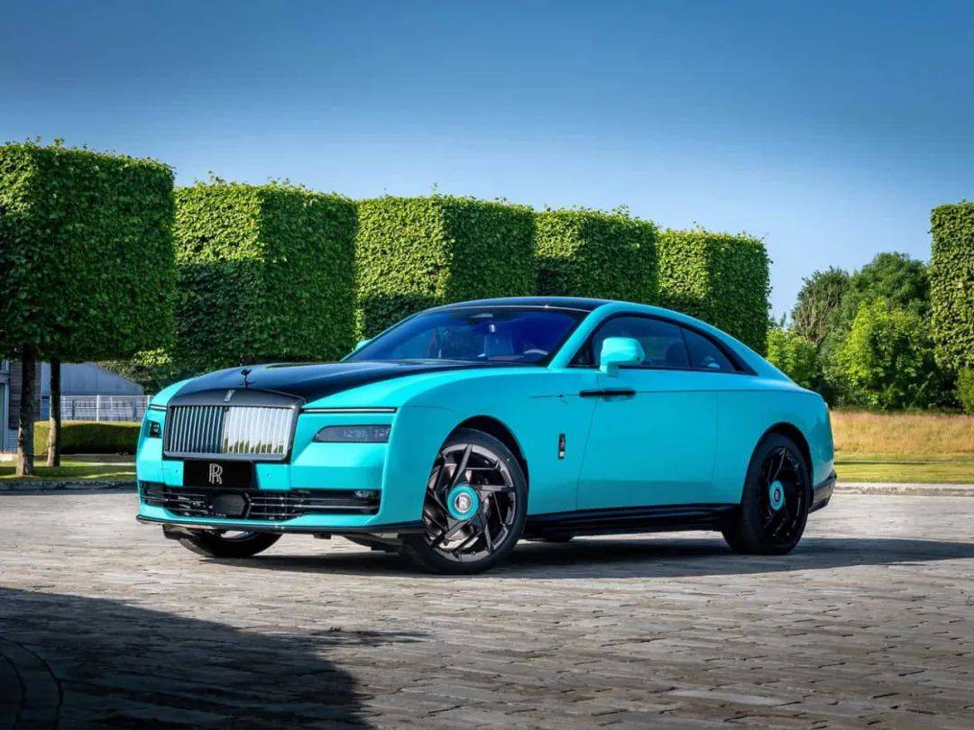 把敦煌壁畫開上路!勞斯萊斯推出三款“中國壁畫之藝”高定車型