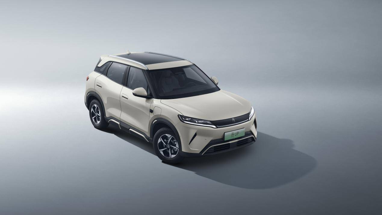 元UP加推301KM領航型,7.48萬元輕松入手,給年輕人即時滿足