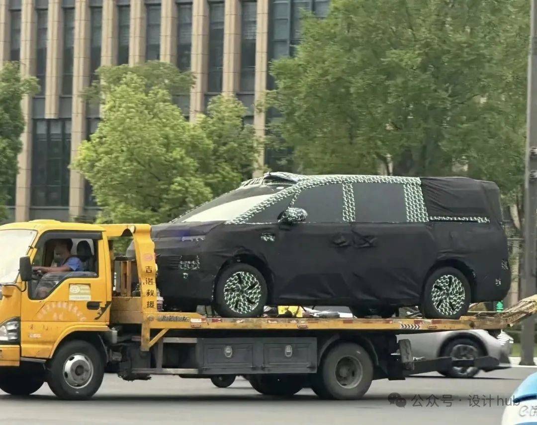 零跑又憋大招,這回是要對騰勢D9下手