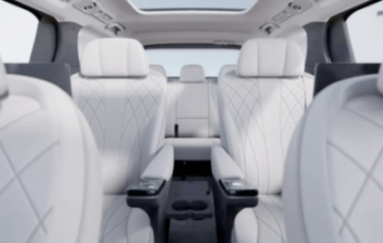 零跑又憋大招,這回是要對騰勢D9下手