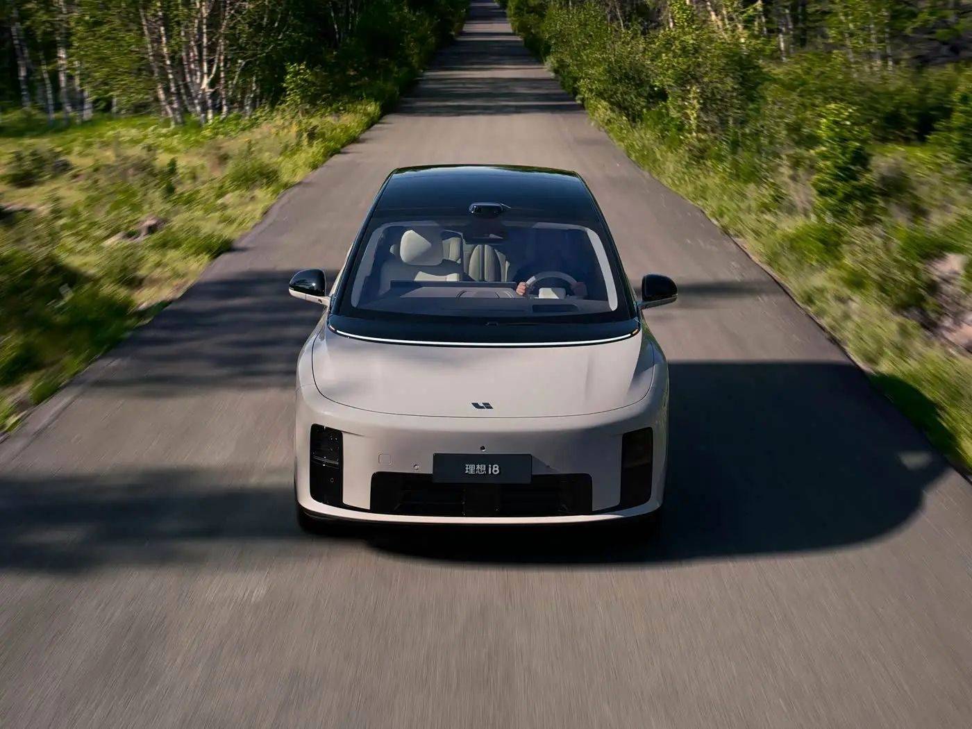 上市一周就降價!理想i8是被樂道L90打怕了?