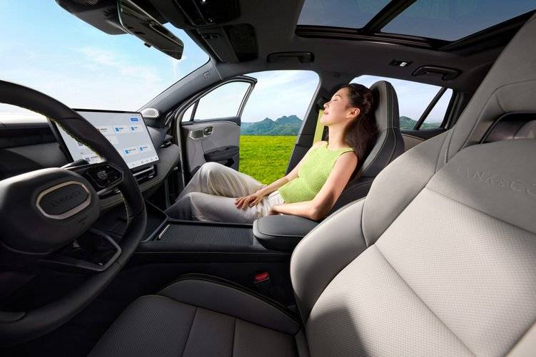 領(lǐng)克06 Relive煥新上市,限時售價10.76萬元起