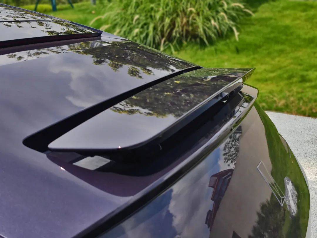 來自未來的顏值——阿維塔12后驅增程版