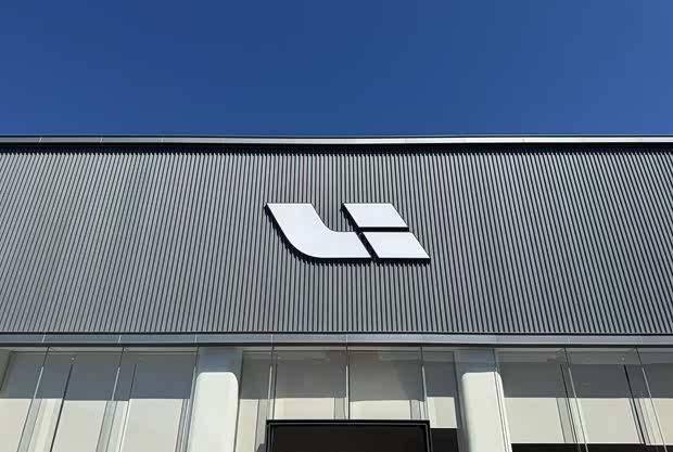 理想 樂道 問界大PK:三排座SUV為何成爆款?重磅新車即將登場!