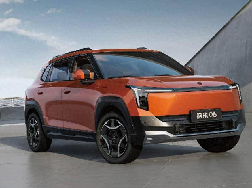 東風納米L2跑偏風波背后:AI駕駛“端到端模型”真成熟了嗎?