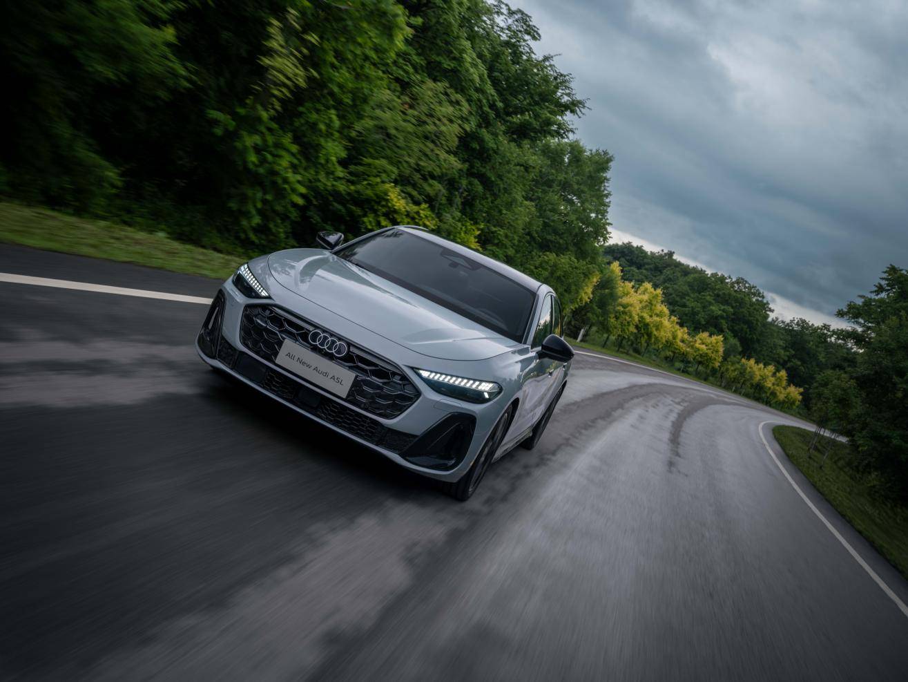 華為乾崑賦能百年德系智駕新征程:一汽奧迪開啟“油電同智”時代