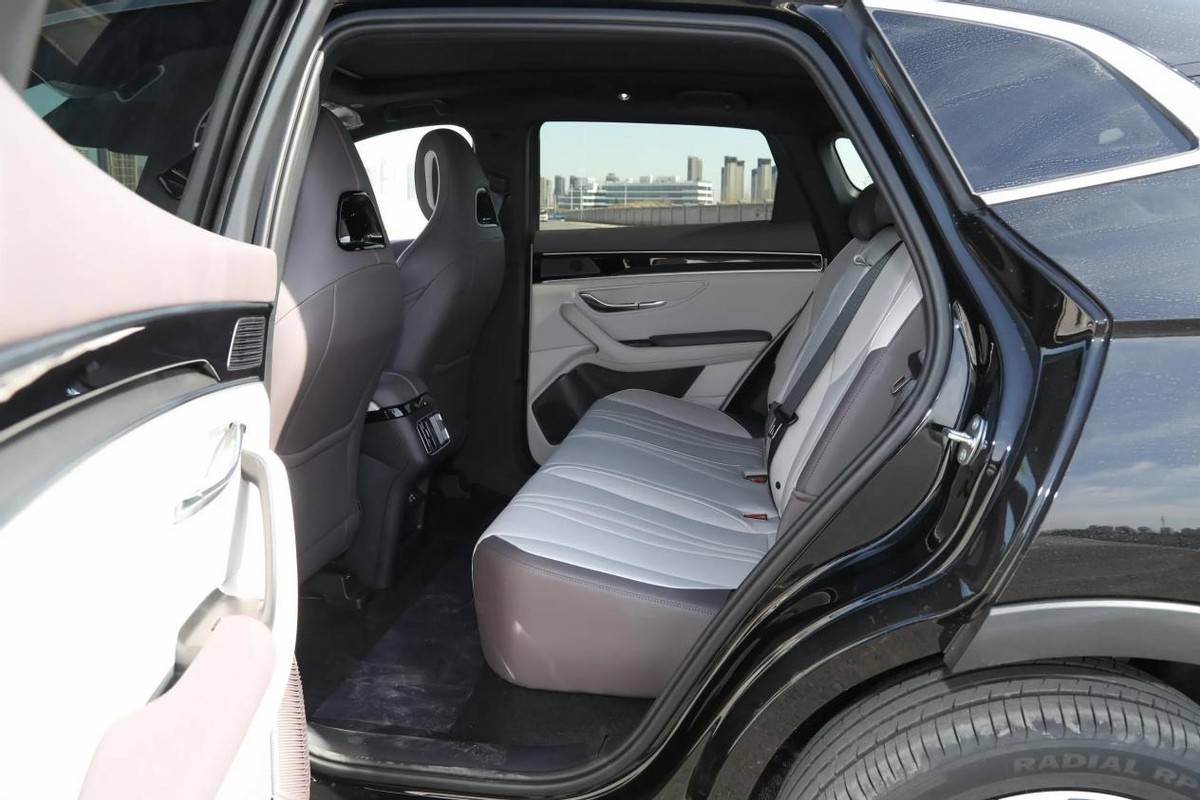 新秀挑戰(zhàn)老將,長(zhǎng)安啟源Q07對(duì)比宋PLUS DM-i,買(mǎi)新買(mǎi)舊?