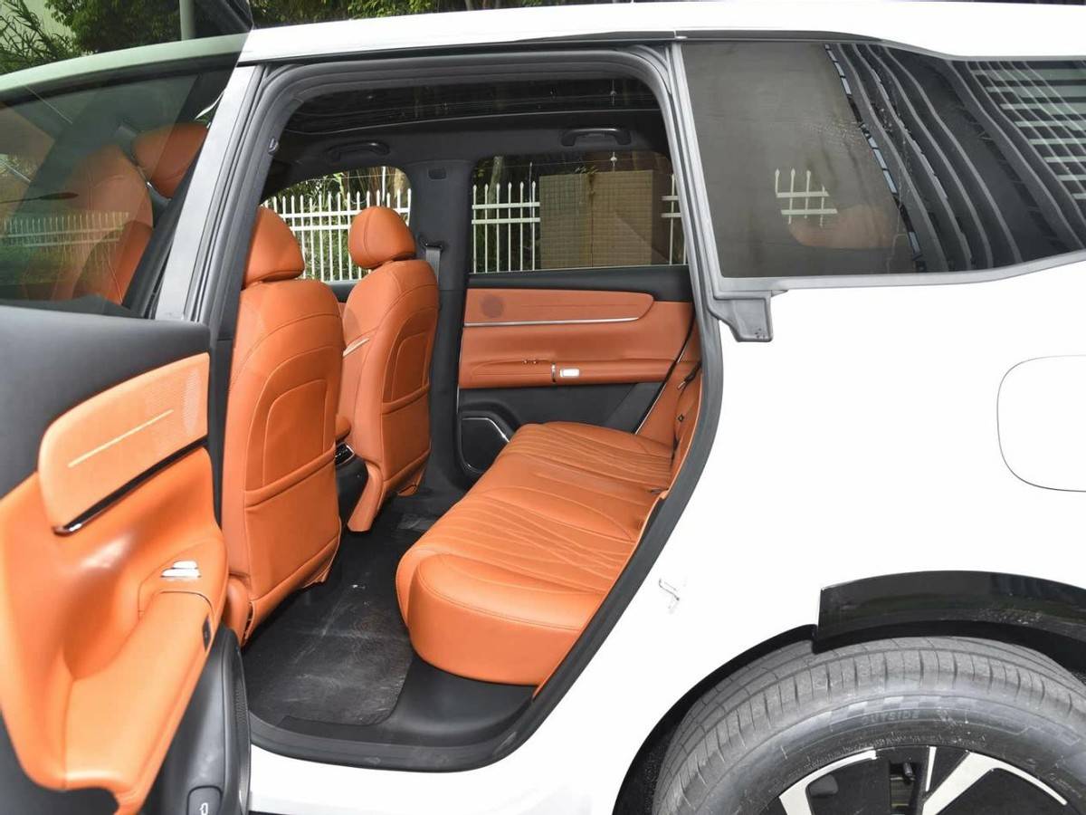 新秀挑戰(zhàn)老將,長(zhǎng)安啟源Q07對(duì)比宋PLUS DM-i,買(mǎi)新買(mǎi)舊?