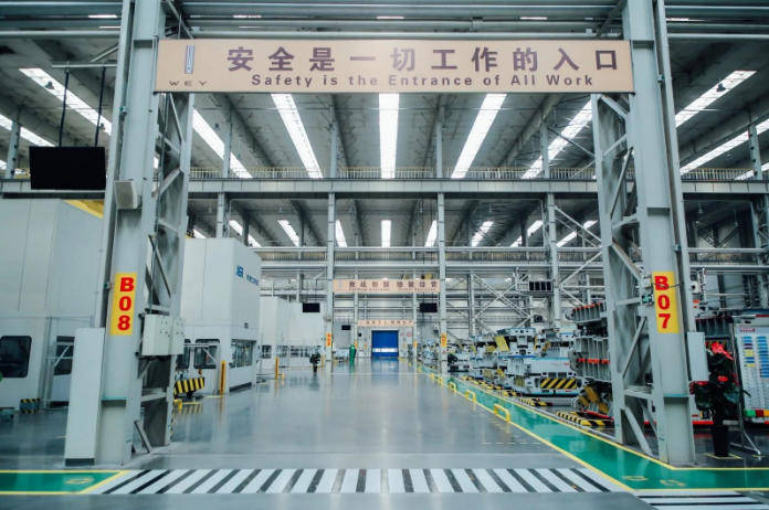 長城汽車不被人知的另一面,35年沉淀的信任與溫度,才是長城真正的護城河