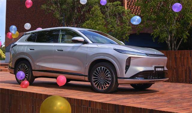 比零跑更理想?東風(fēng)風(fēng)神L8值得買嗎?