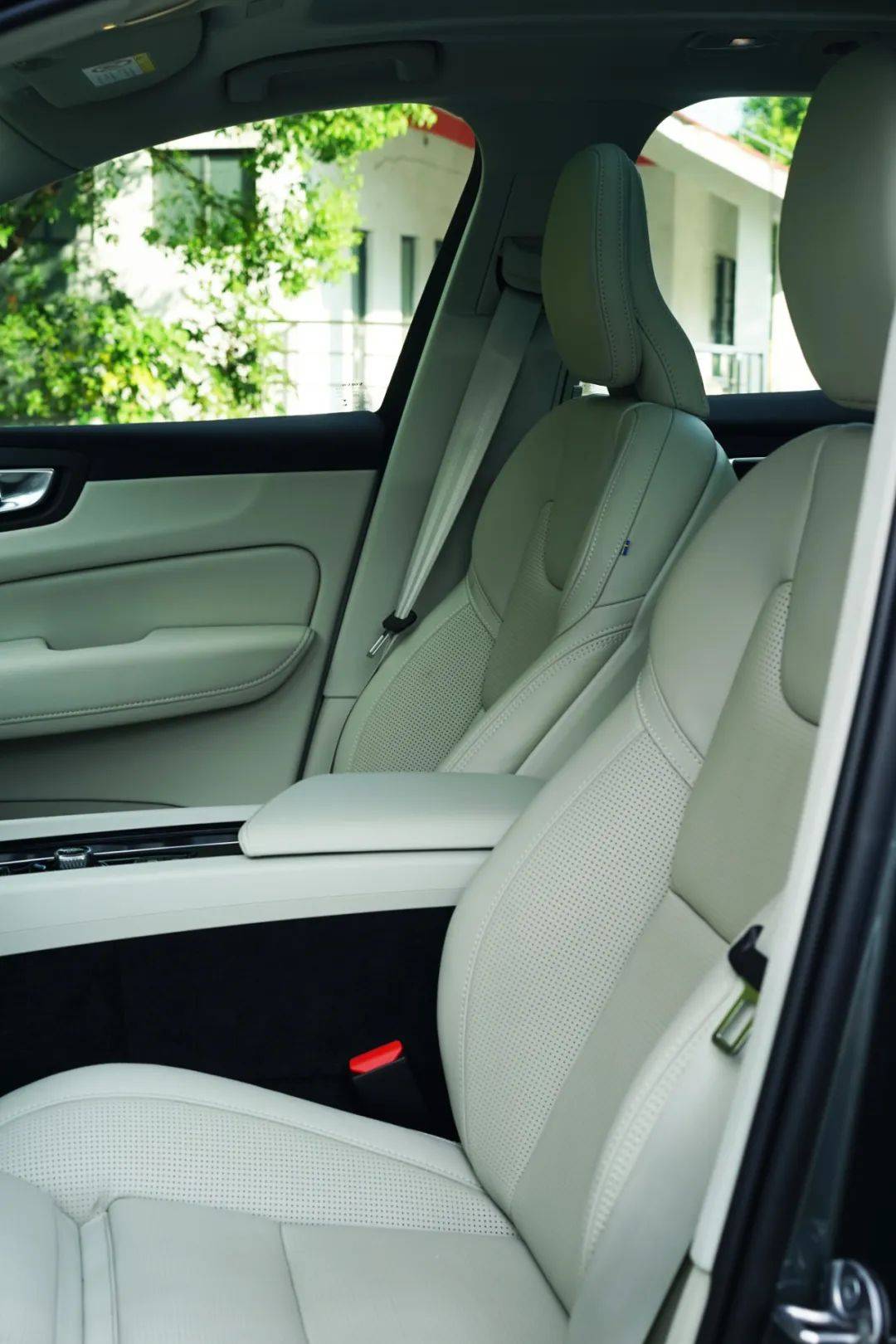 拒絕審美疲勞 2026款沃爾沃XC60 T8