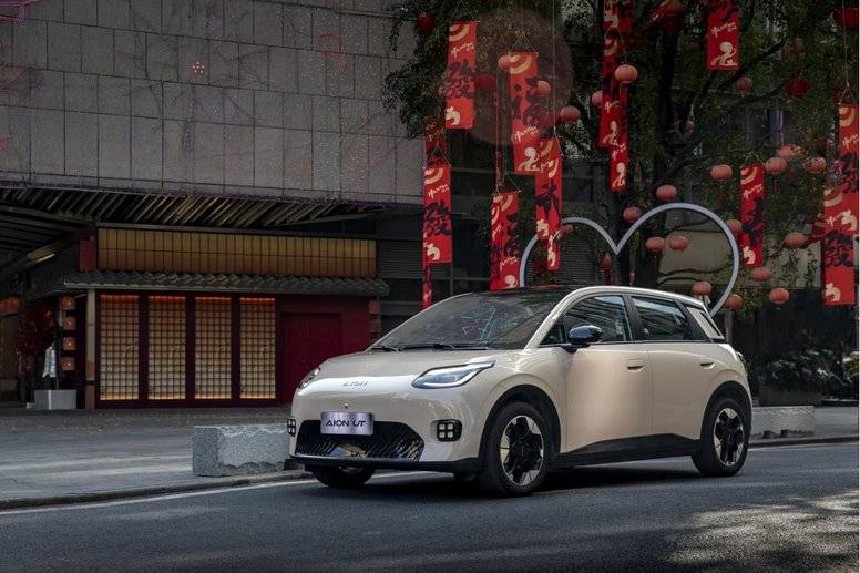 安全配置拉滿,加碼育兒補貼!懂寶媽的還得是它