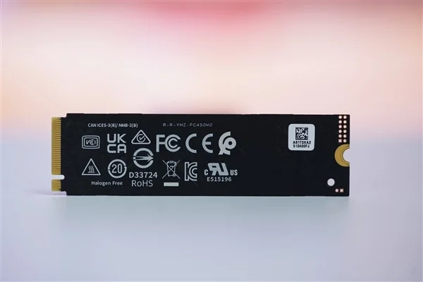 疾速7000MB/s,長江存儲(chǔ)PC450 1TB SSD圖賞 疾速7000MB/s!長江存儲(chǔ)PC450 1TB SSD圖賞