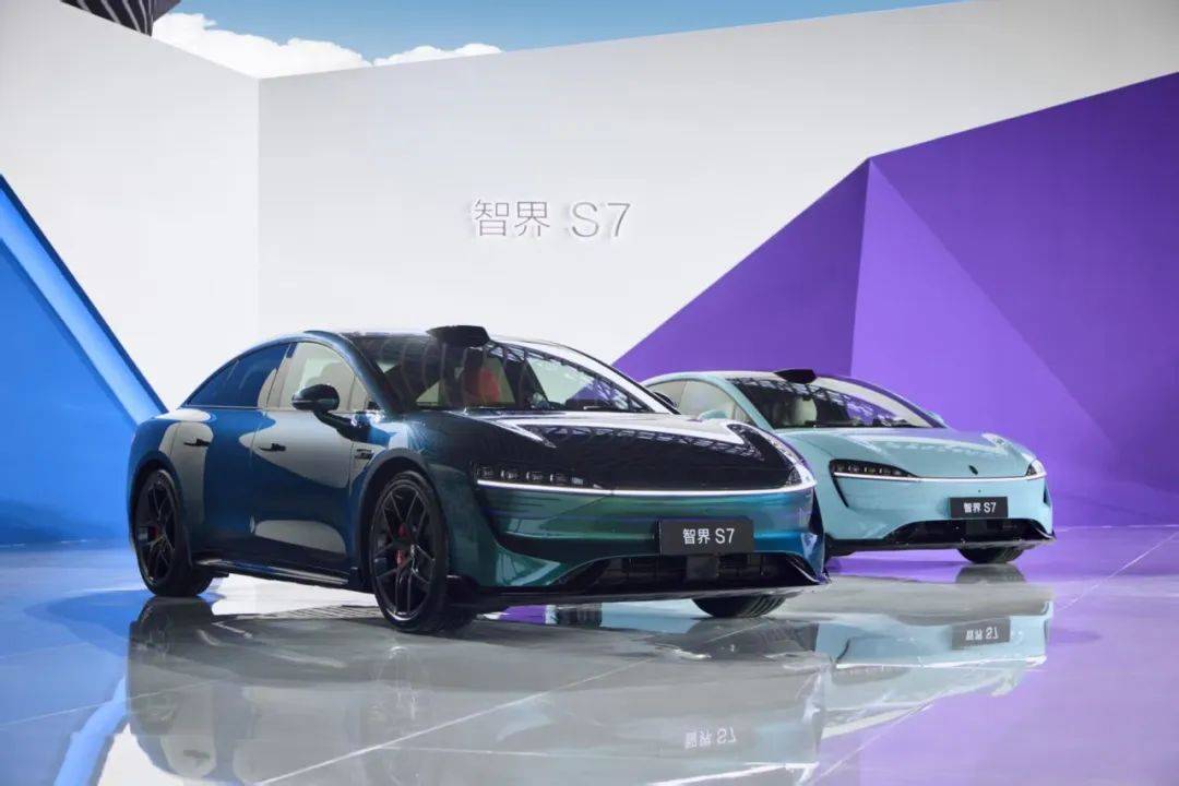 鴻蒙智行最多車型發布會!問界&智界三款新車,尚界H5預售 16.98 萬元起