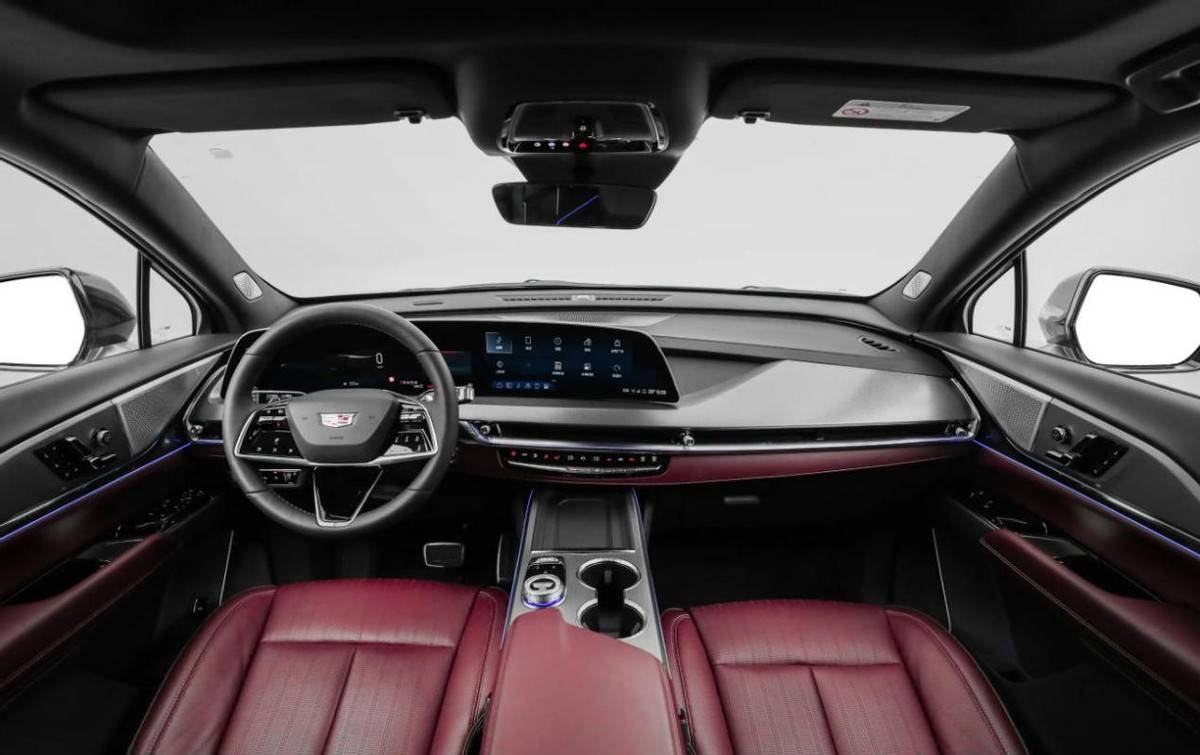 凱迪拉克豁出去了!新款XT5限時價22.99萬起,這回銷量要上漲?