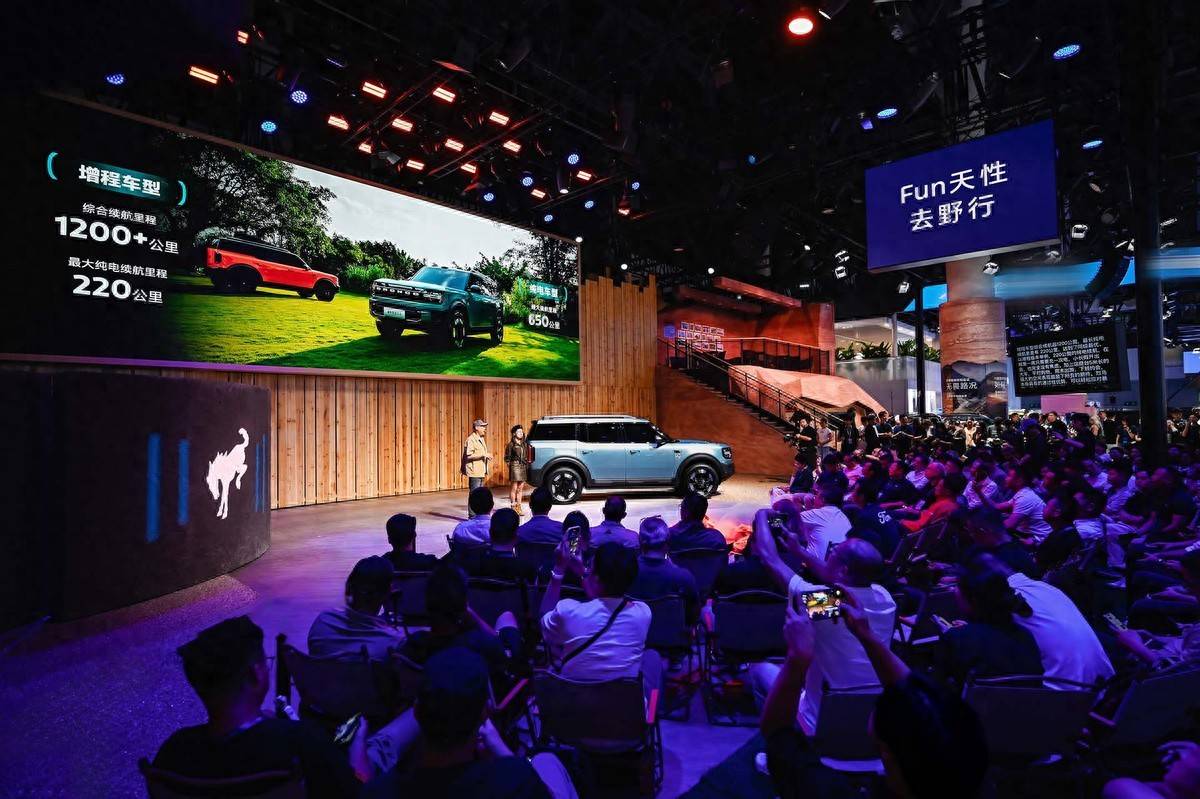 福特智趣烈馬全球首發(fā),以全地形露營SUV定義戶外新生活