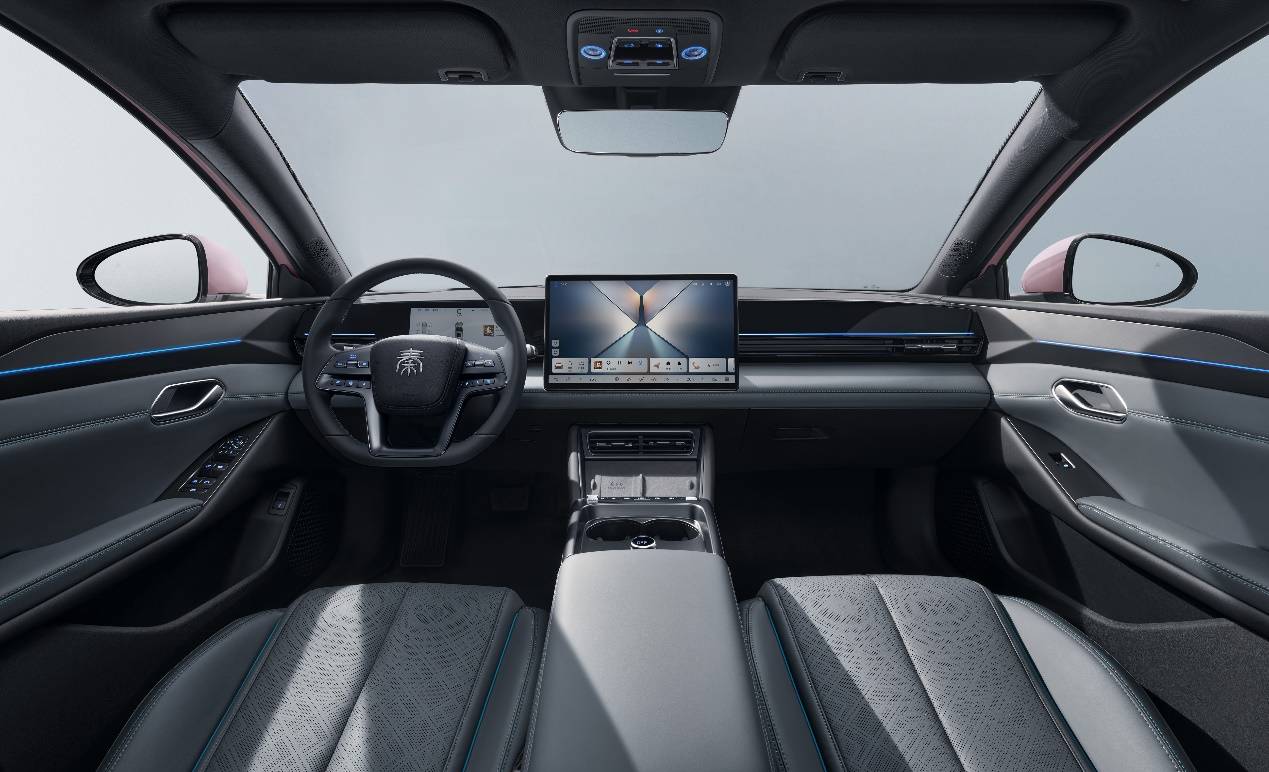 秦L EV云輦型:12.98萬讓云輦-C和TBC“上車”!