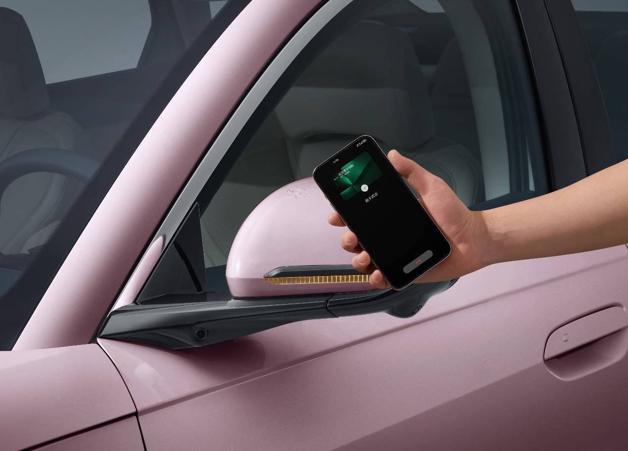 秦L EV云輦型:12.98萬讓云輦-C和TBC“上車”!