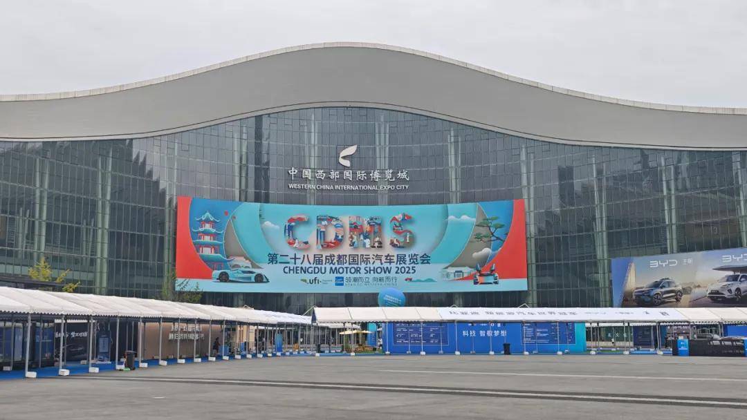 成都車(chē)展遇冷,大牌缺席,跟不上“中國(guó)速度”的品牌,連參賽資格或許都會(huì)丟失