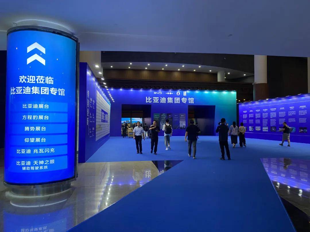 成都車(chē)展遇冷,大牌缺席,跟不上“中國(guó)速度”的品牌,連參賽資格或許都會(huì)丟失