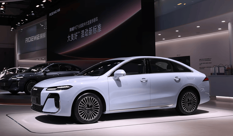 9.78萬起,四個角度解讀榮威M7 DMH值不值?