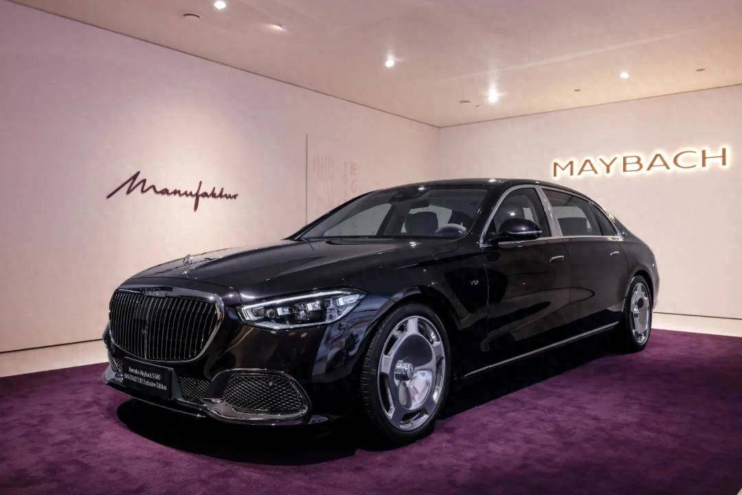 AMG CLE 53敞篷轎跑車、純電CLA領銜,奔馳全明星陣容登陸成都車展