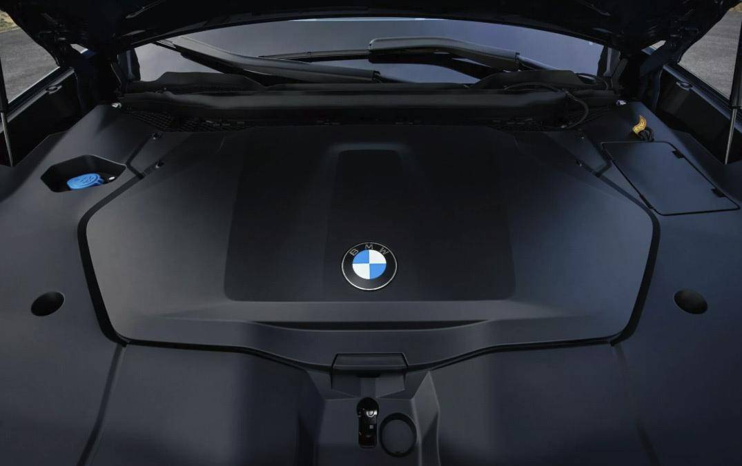 合資車企反擊戰(zhàn):新一代RAV4榮放實(shí)車曝光,寶馬iX3藏大量新技術(shù)